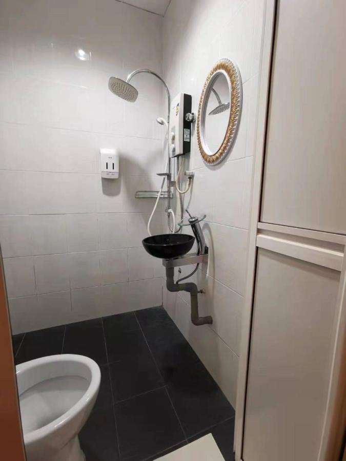 D'Sney Guest House Malacca ภายนอก รูปภาพ